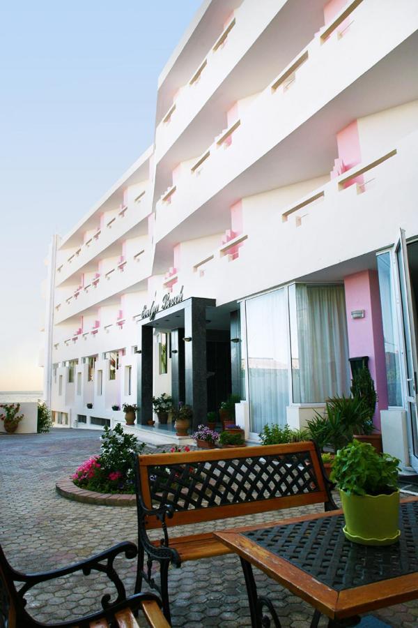 Evelyn Beach Hotel Херсониссос Экстерьер фото