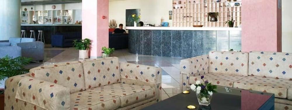 Evelyn Beach Hotel Херсониссос Экстерьер фото