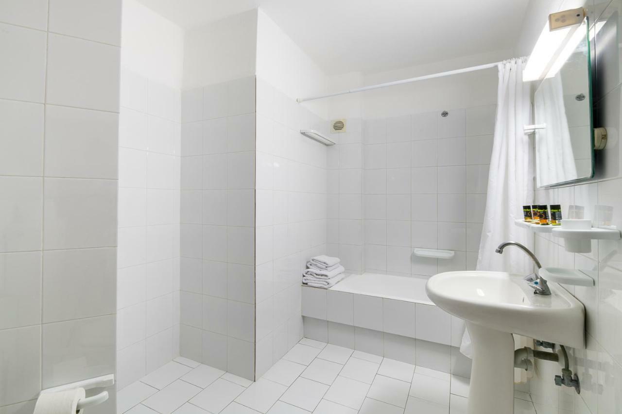 Evelyn Beach Hotel Херсониссос Экстерьер фото